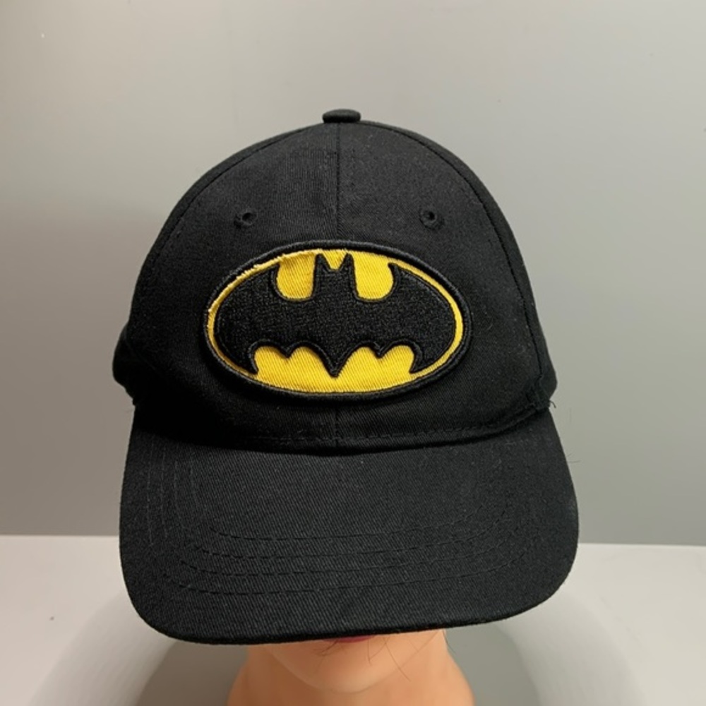 Batman DC Comics kids back strap hat. OSFM